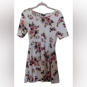 White Floral Mini Dress Size Medium